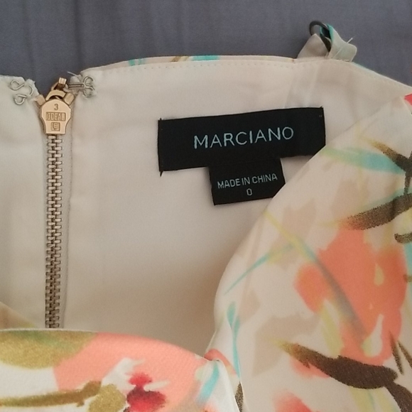 EUC Guess by Marciano Women's Floral Print Dress Size 0 - Picture 5 of 7